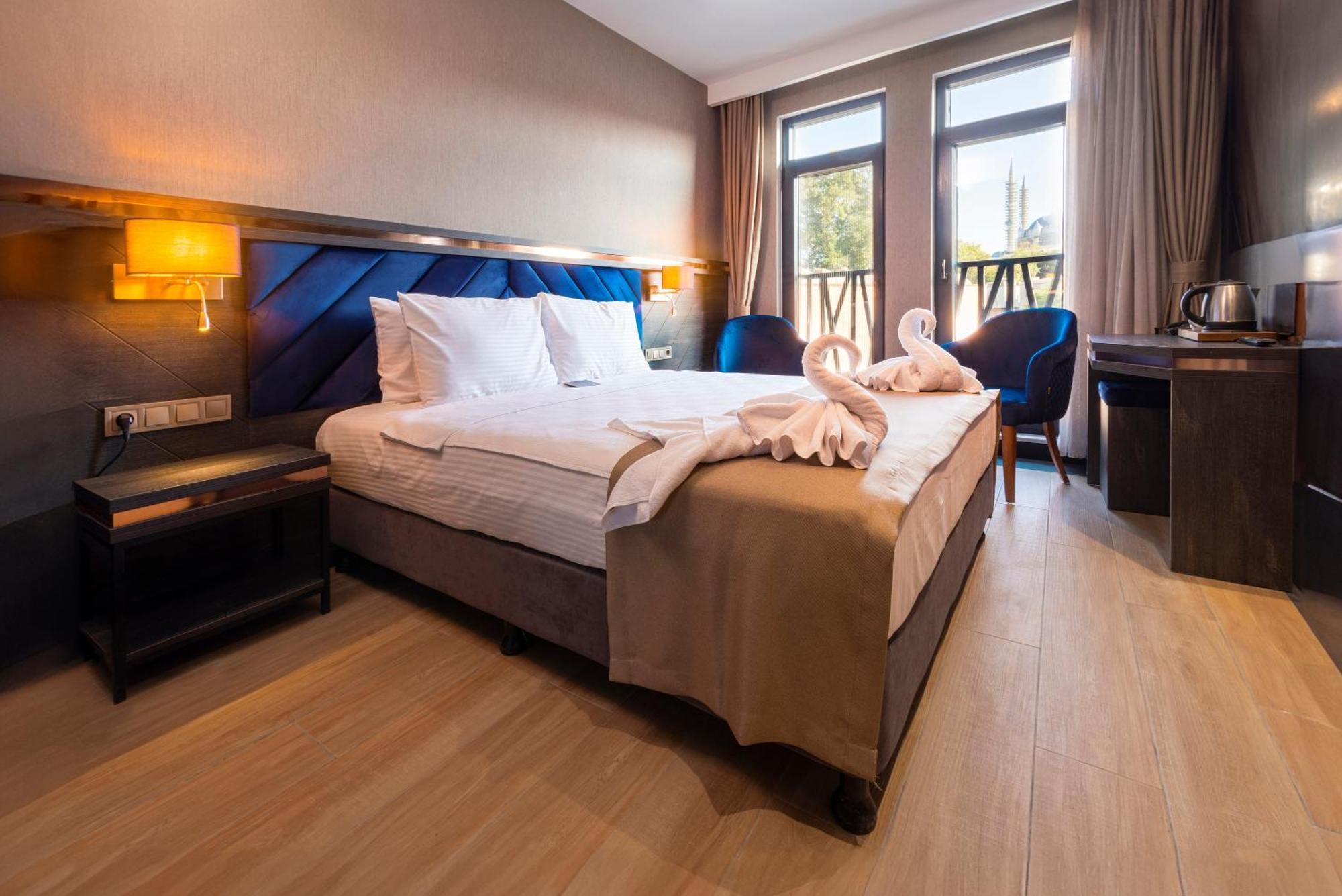 Westdoor Hotel 埃迪尔内 外观 照片