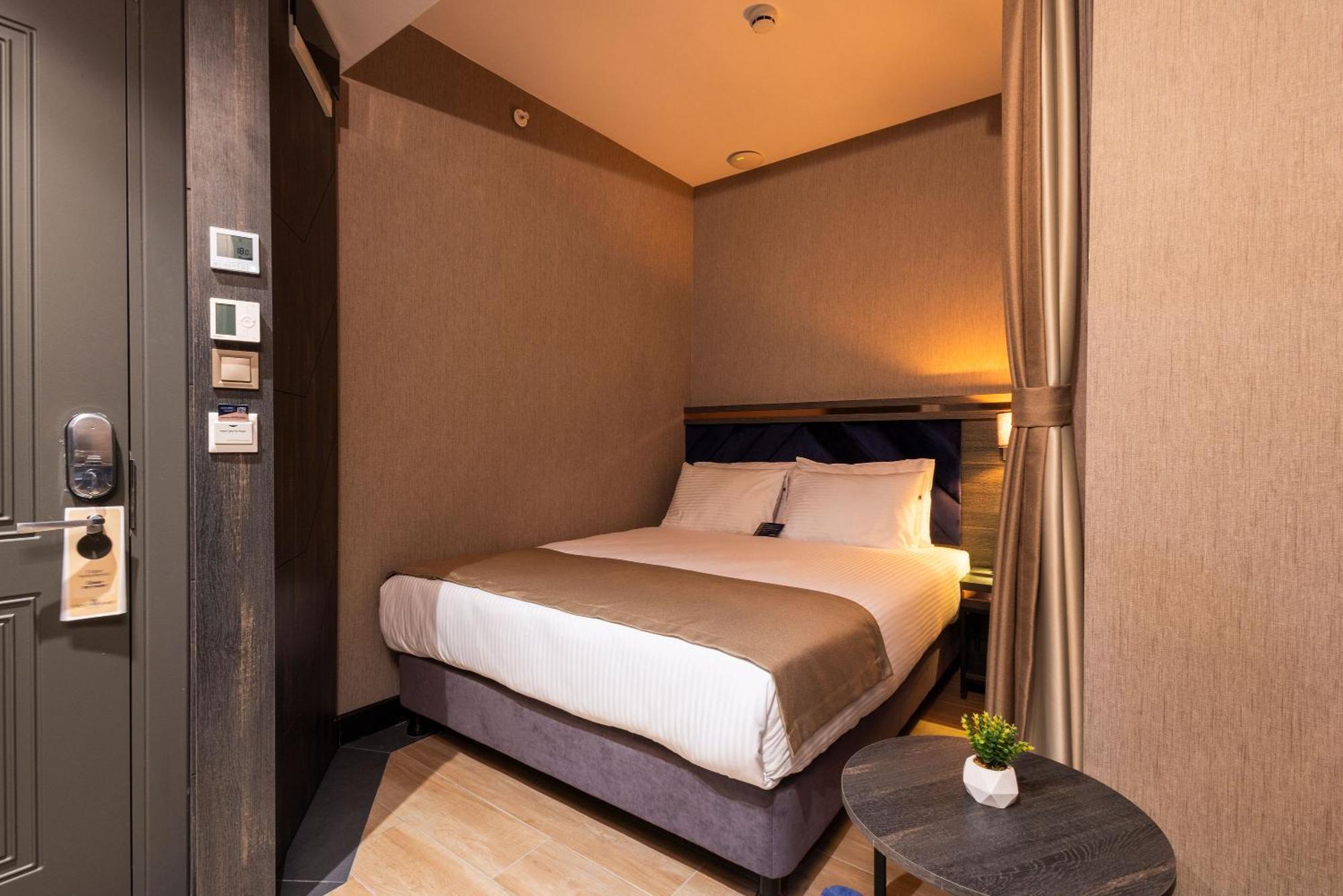 Westdoor Hotel 埃迪尔内 外观 照片