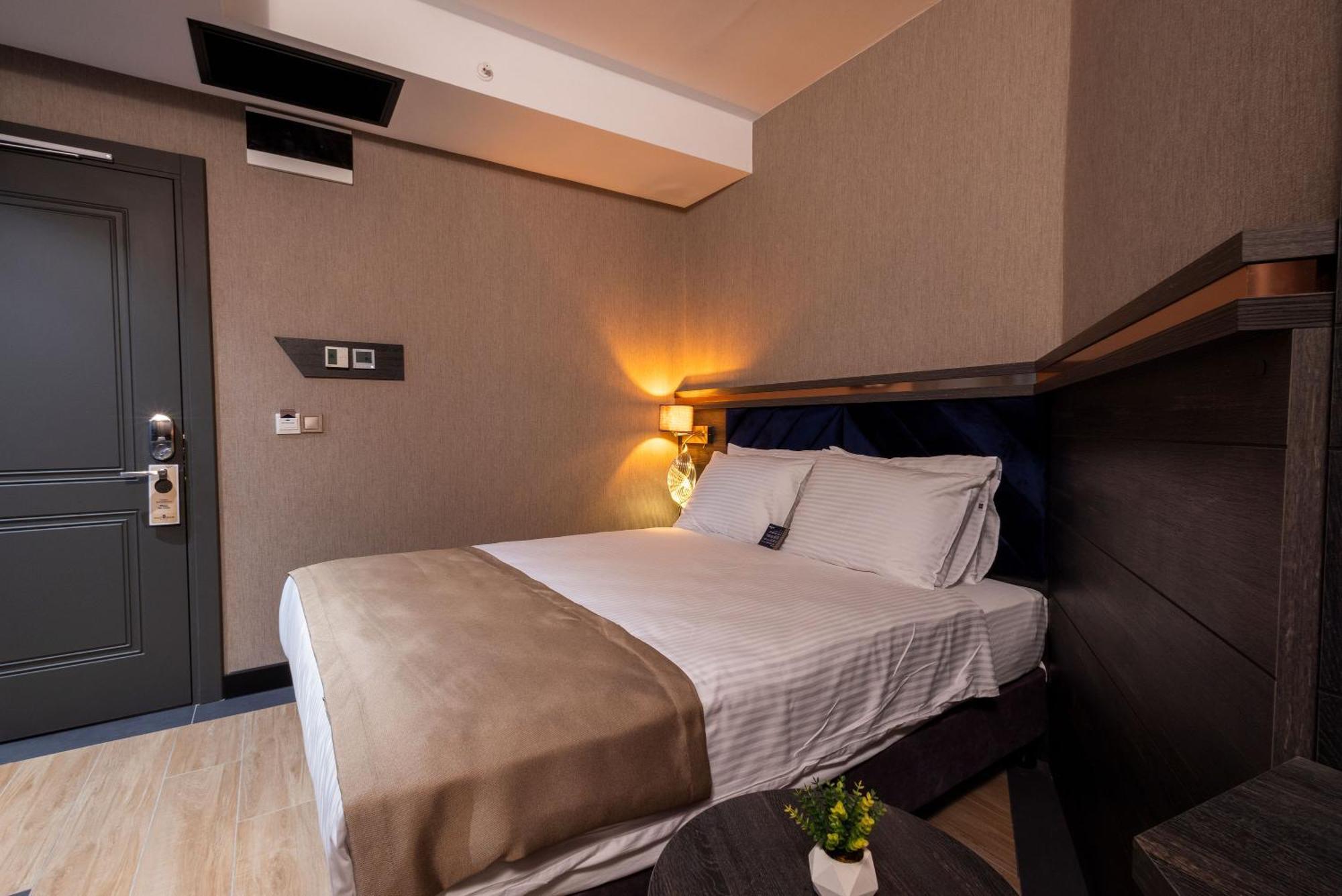 Westdoor Hotel 埃迪尔内 外观 照片