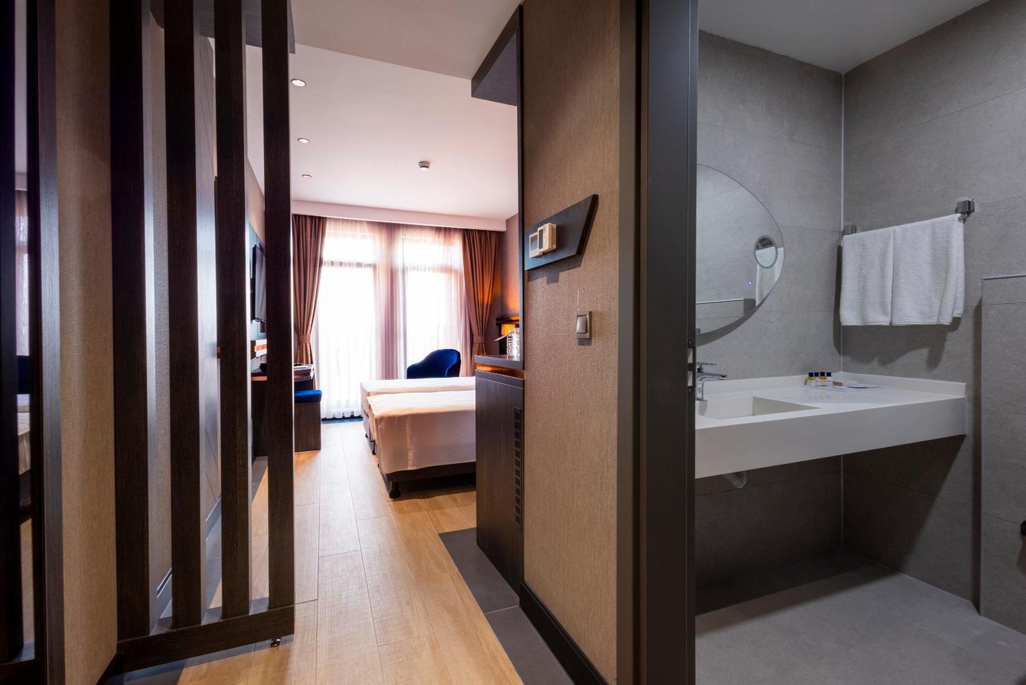 Westdoor Hotel 埃迪尔内 外观 照片